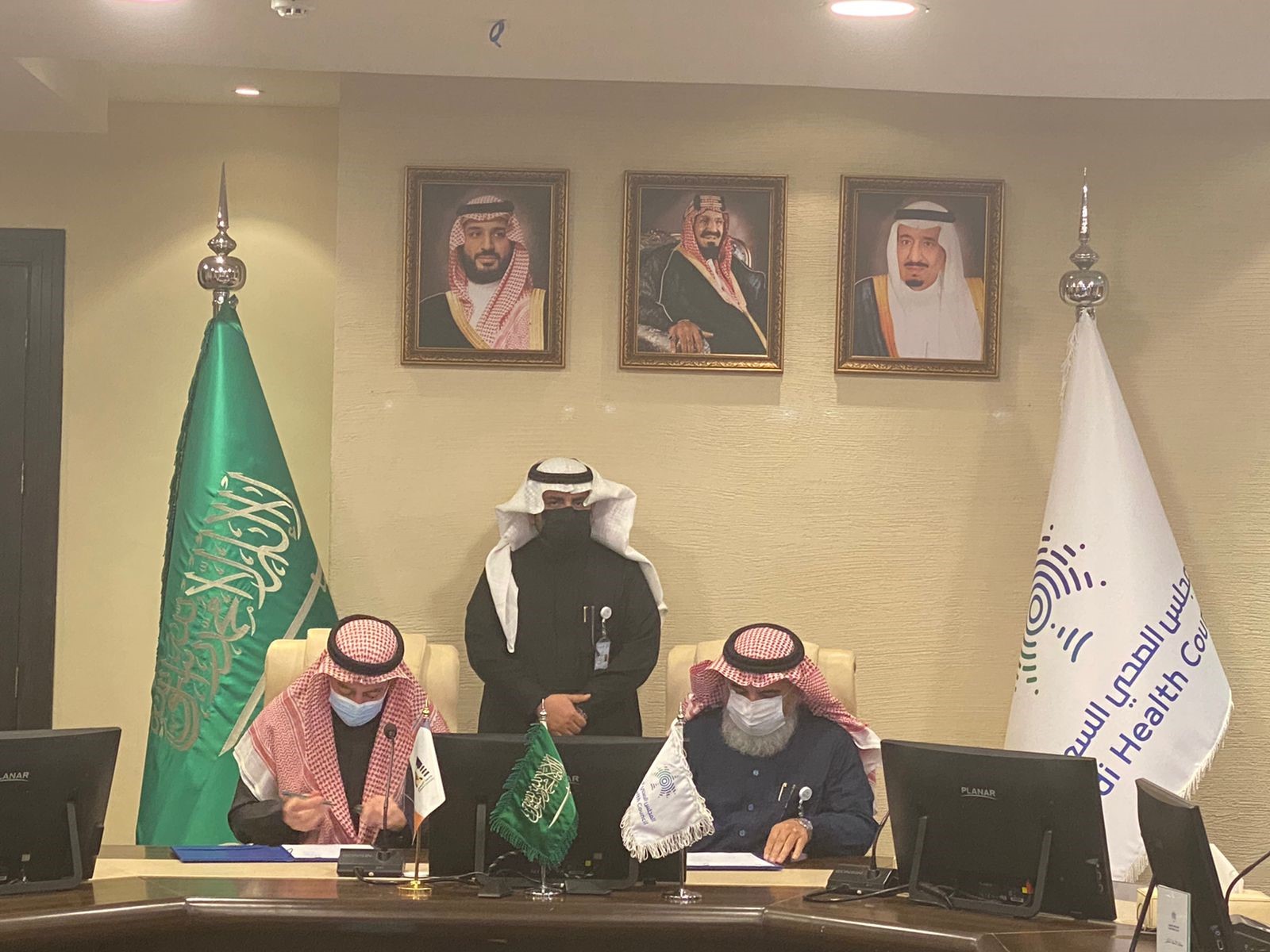A glimpse of the Saudi Health Council signing a Memorandum of Cooperation with Alfaisal University